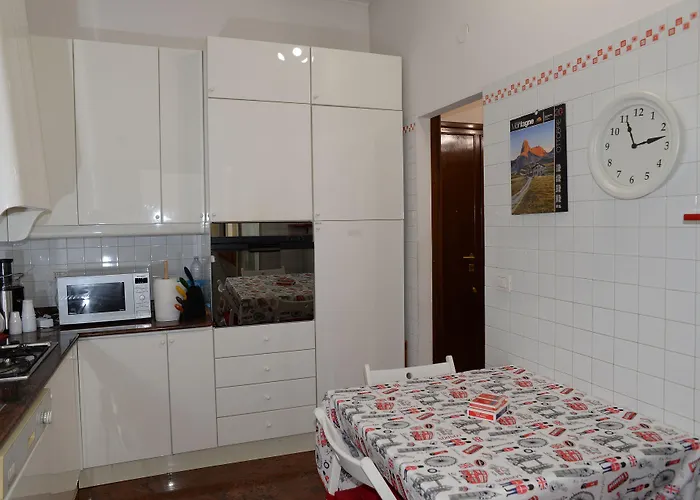 Emilios Entire Up To 7 People Roma